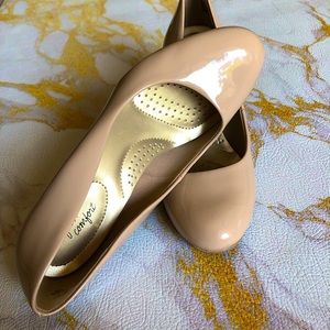 Dexflex Comfort Nude Pump